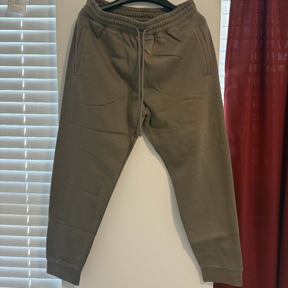 SKIMS FLEECE LOUNGE MENS TAPERED JOGGER - Picture 1 of 4